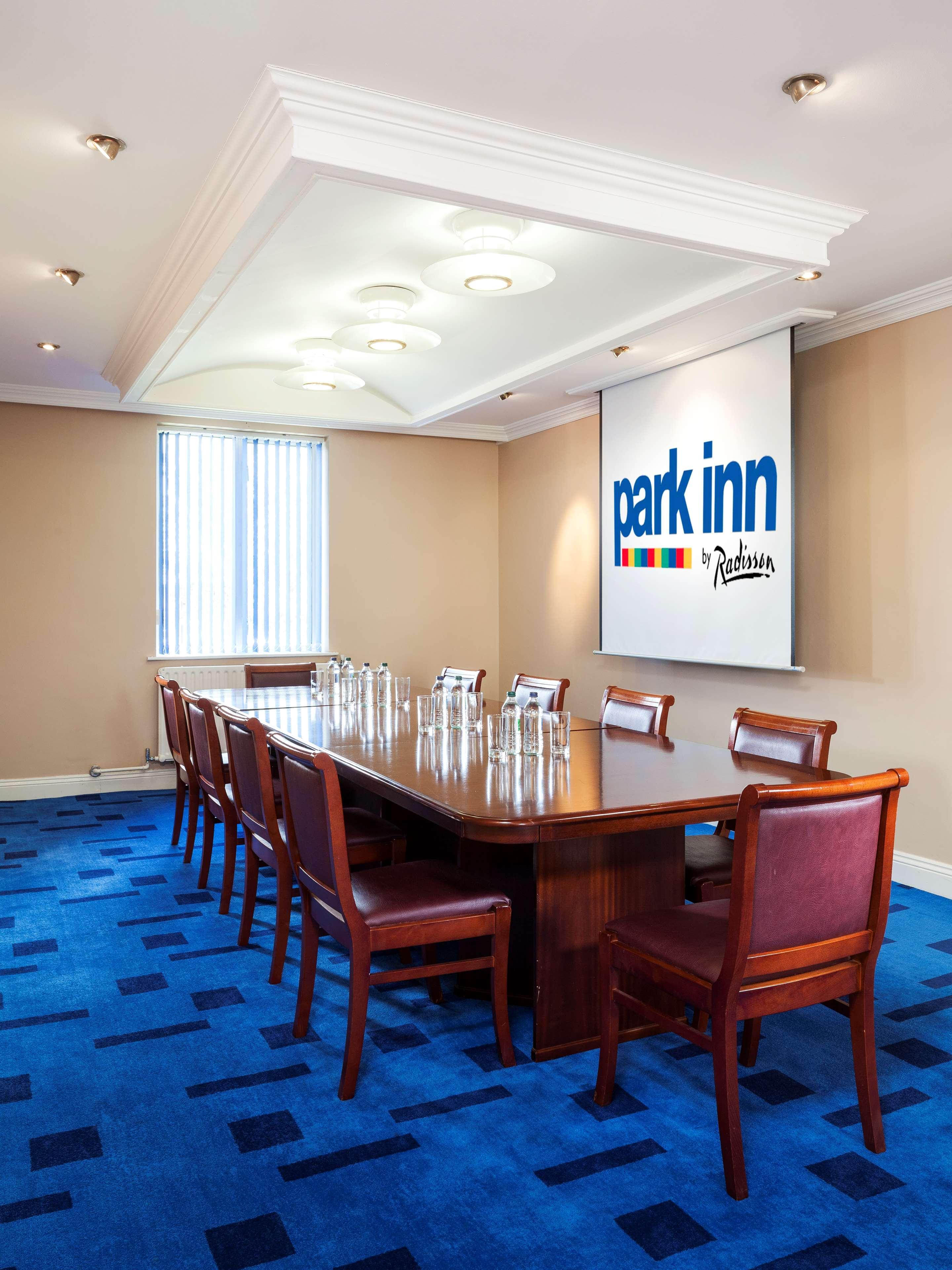 Hotel Park By Radisson Airport Shannon
