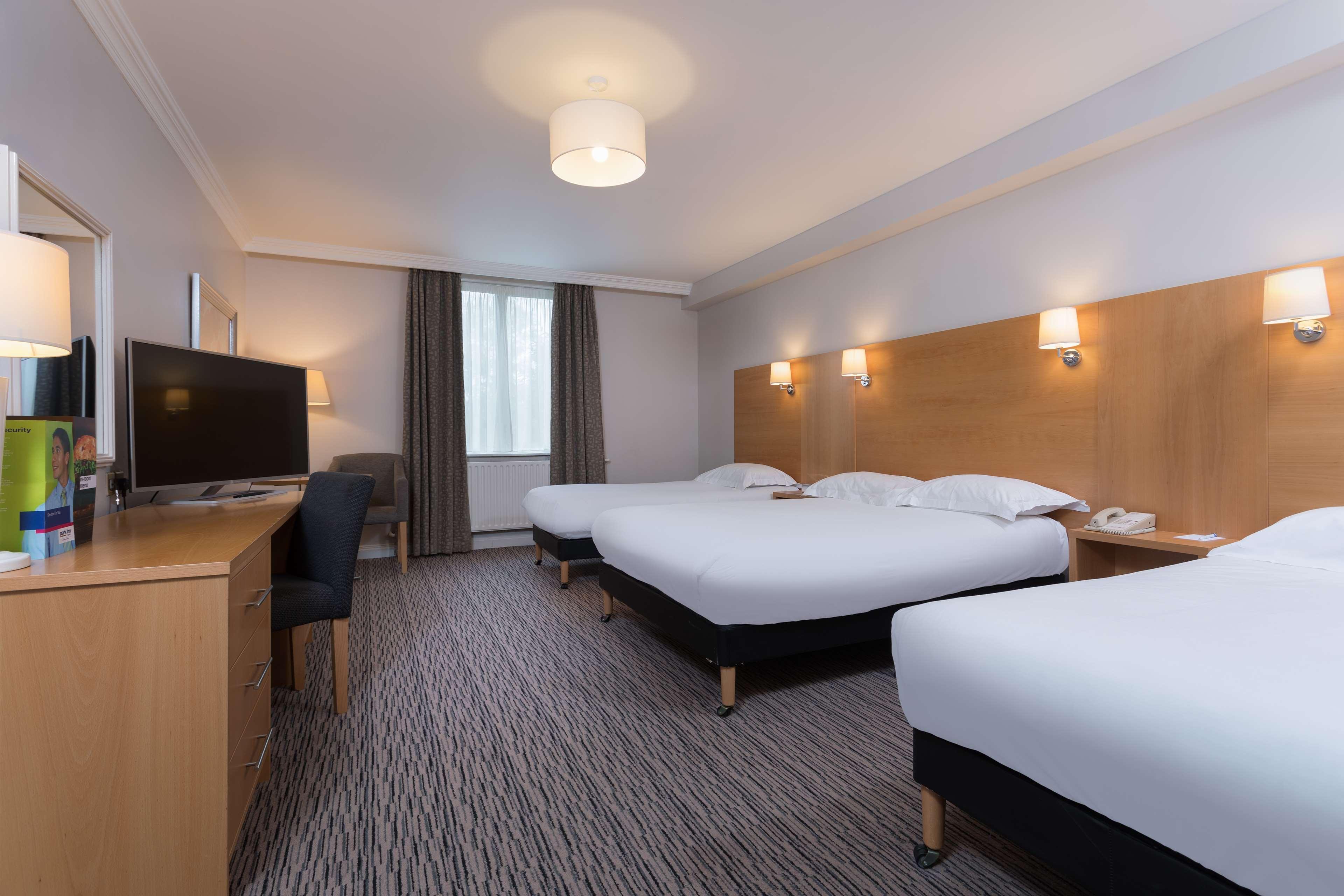 Park By Radisson Airport 3* Shannon